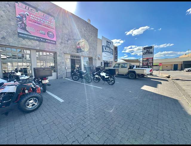 M² BUSINESS CENTRE FOR SALE IN POLOKWANE INDUSTRIA
